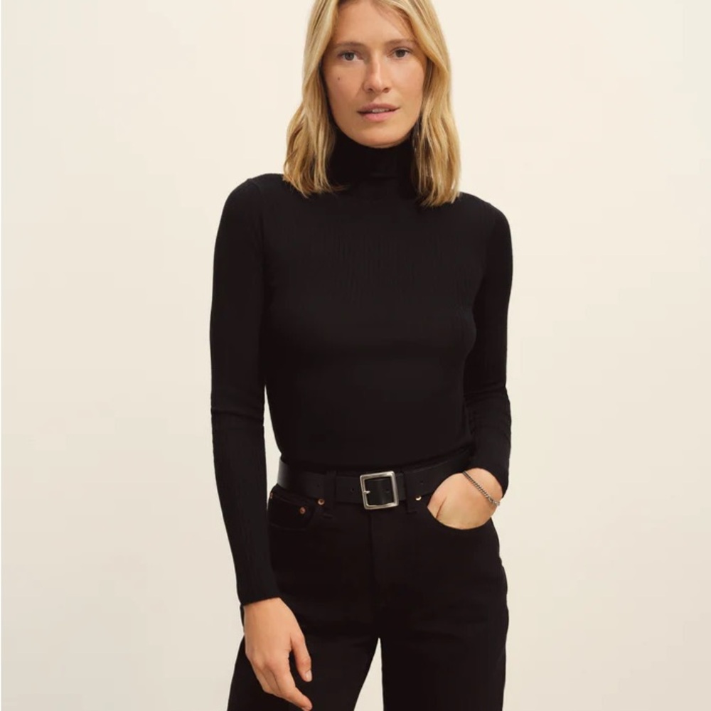 FEATHERWEIGHT SILK CASHMERE TURTLENECK